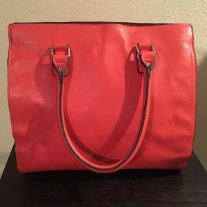 Tote handbag